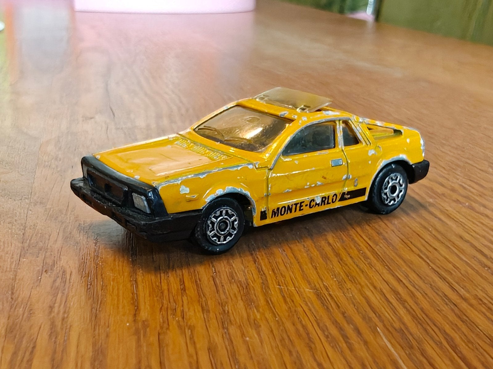 Majorette Lancia Monte Carlo GEEL, Ophalen of Verzenden, Auto