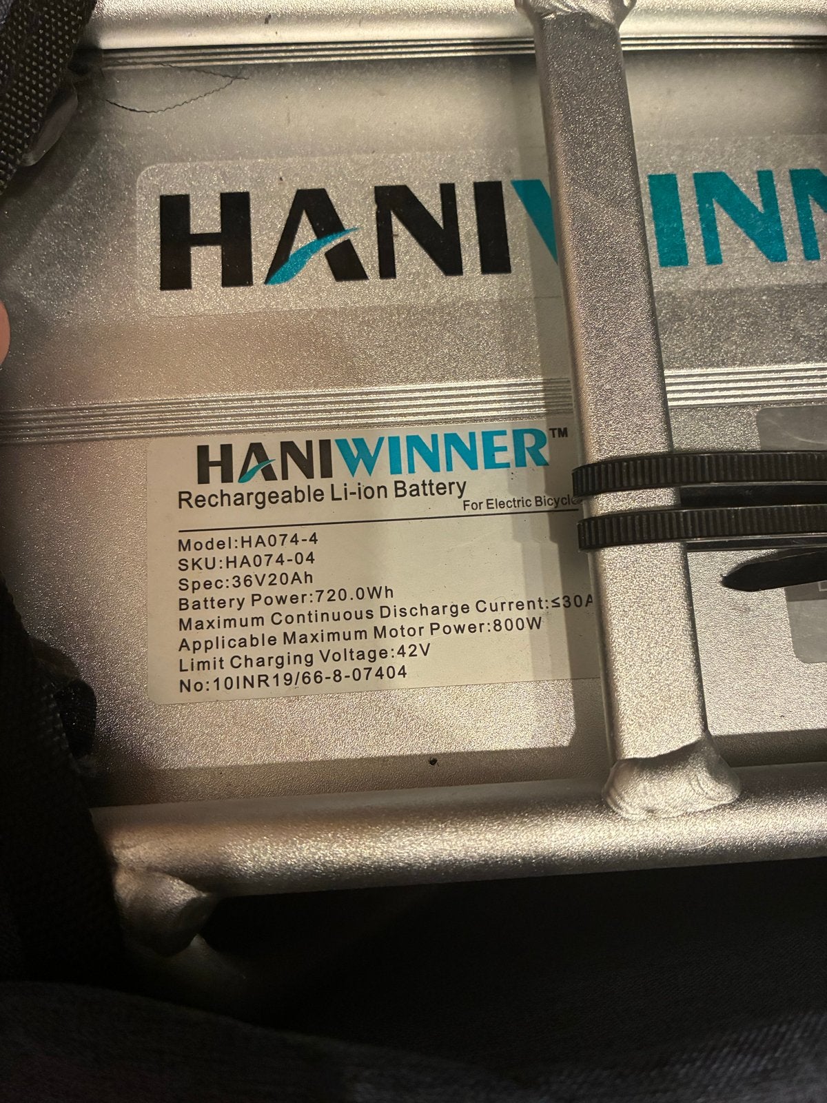 Foto 3 van HANIWINNER E-bike Accu 36V 20Ah 720Wh met Achterdrager