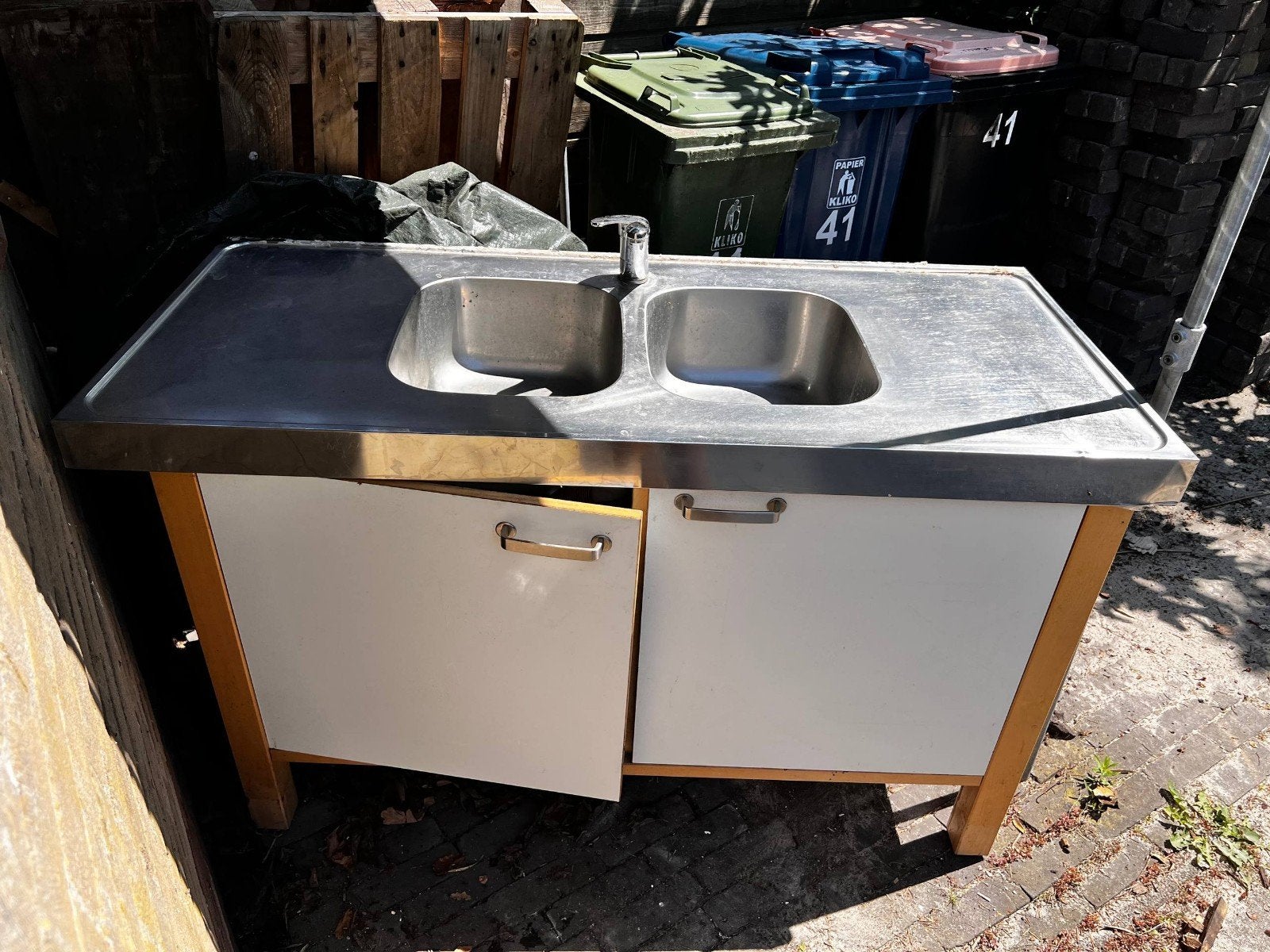 GRATIS keukenblok met wasbakken en extra aanrechtblad, Huis en Inrichting, Keuken | Keukenelementen, Ophalen, Gebruikt, Meerkleurig