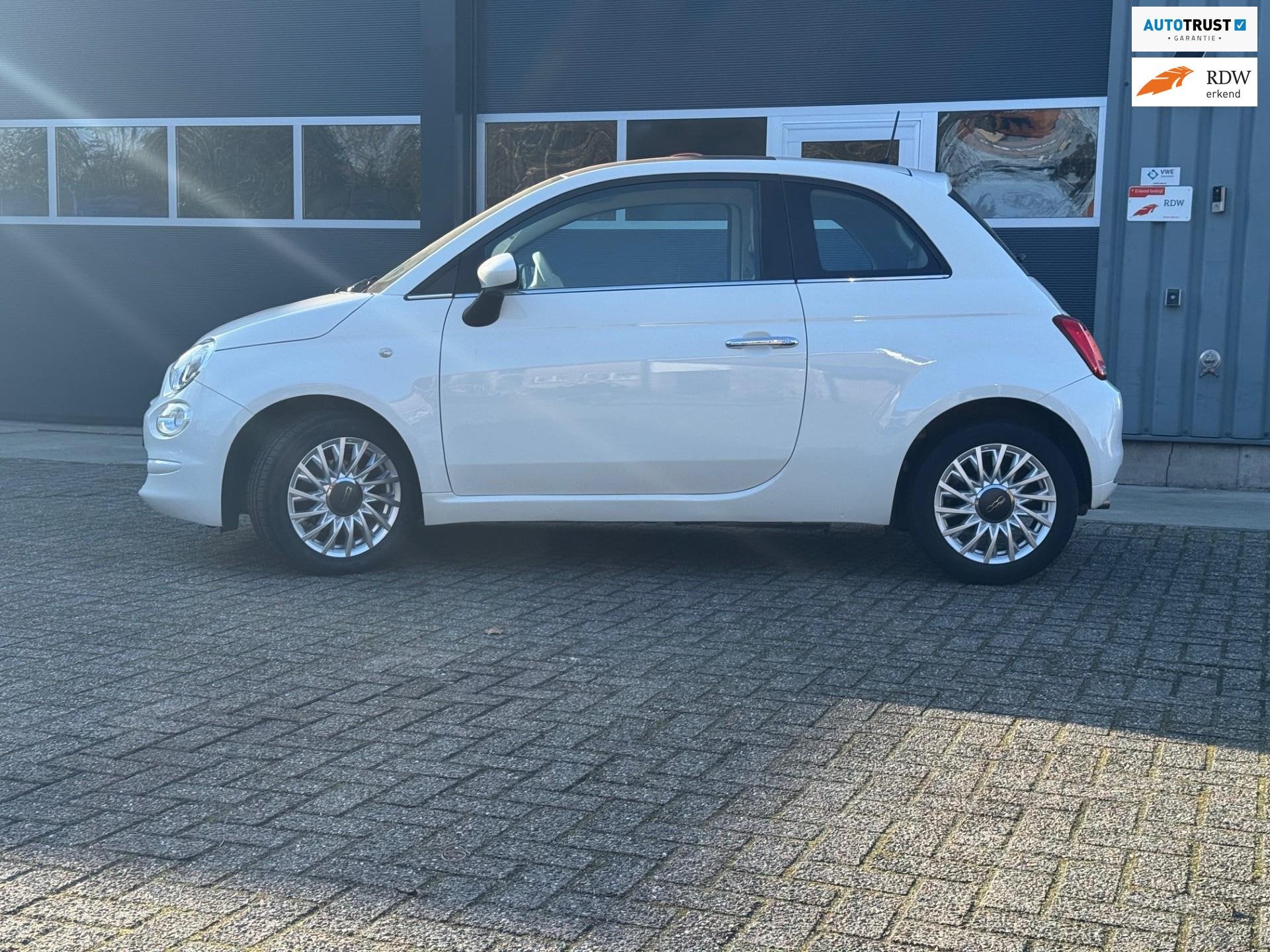 Fiat 500 1.2 Lounge met panorama dak, heeft nog maar 57147 k, Auto's, Voorwielaandrijving, Gebruikt, 1242 cc, 4 stoelen