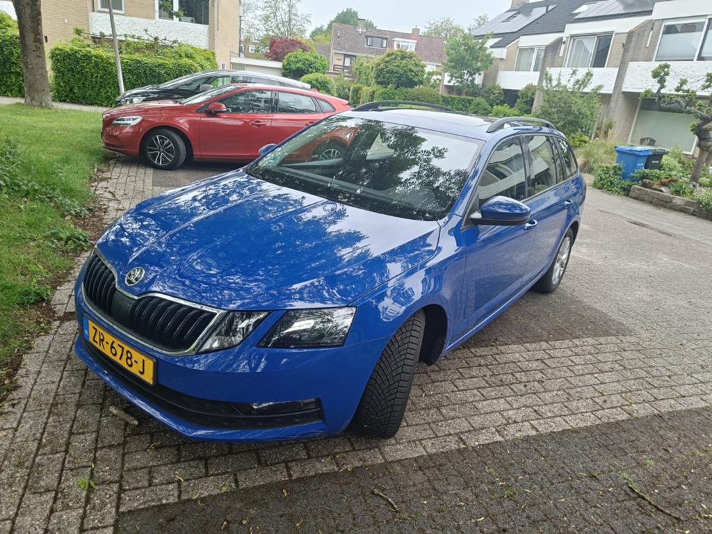 Skoda Octavia 1.5 TSI Greentech 150pk Dsg-7 2019 Blauw, Auto's, Skoda, 1498 cc, 4 cilinders, Blauw, Origineel Nederlands