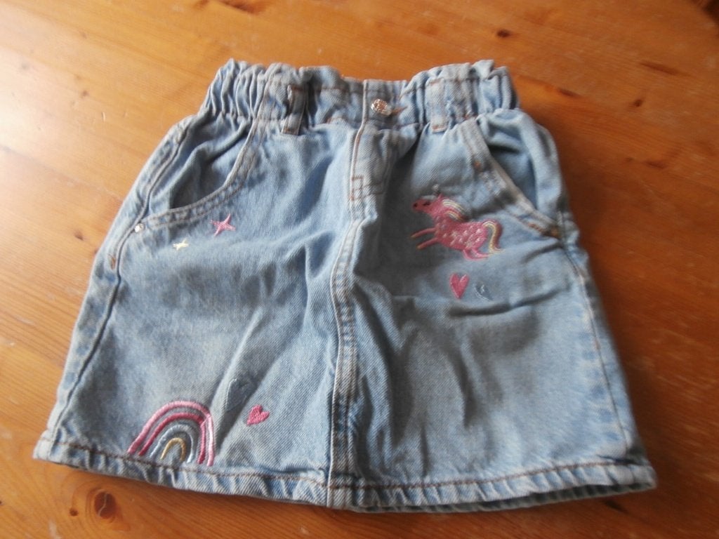 rok spijkerrok met eenhoorn regenboog ed Skirt Denim mt 122, Skirt Denim, Gebruikt, Meisje, Ophalen of Verzenden