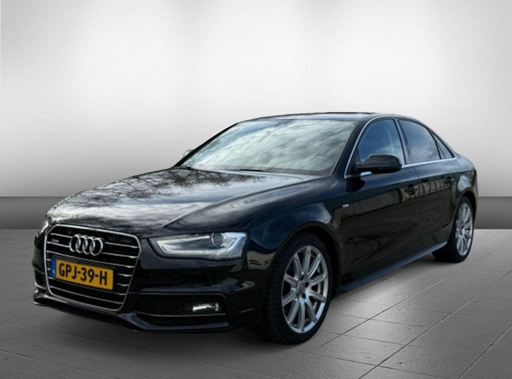 Audi A4 Limousine 1.8 TFSI S Edition (bj 2015, automaat), Auto's, Audi, Gebruikt, Euro 6, 4 cilinders, Automatische klimaatregeling