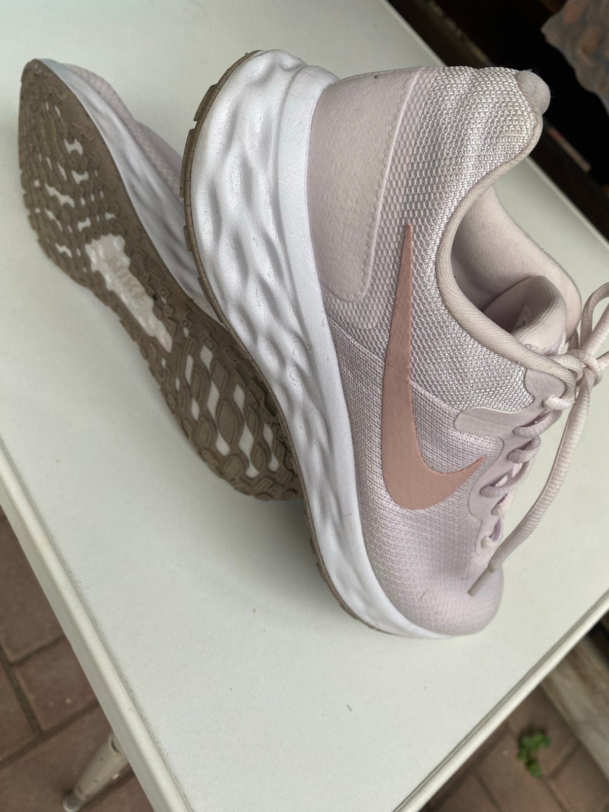 Nike Revolution 6 hardloopschoenen - Lichtroze - Maat 43, Ophalen of Verzenden, Zo goed als nieuw, Roze, Sportschoenen