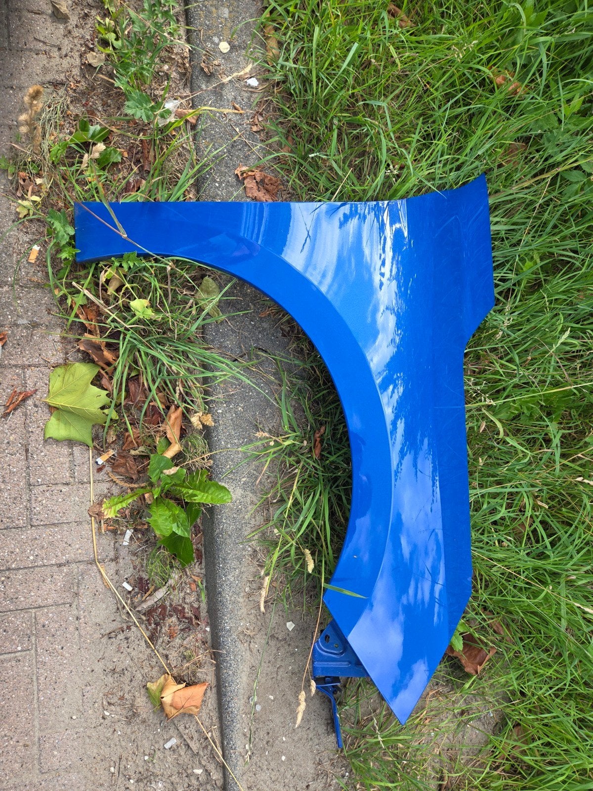 Opel Corsa F Spatbord Rechts - Zo goed als nieuw, Auto-onderdelen, Gebruikt, Rechts, Opel, Ophalen of Verzenden
