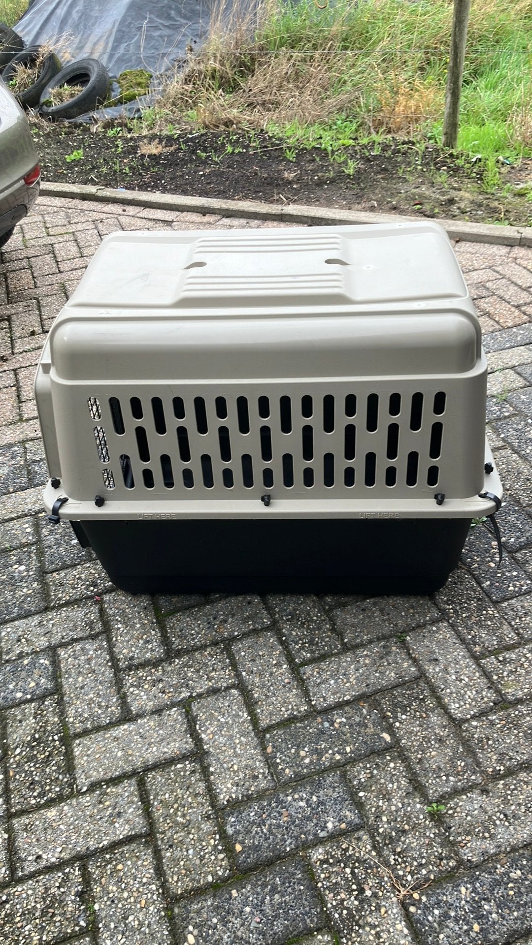 Vari kennel, Ophalen, Zo goed als nieuw