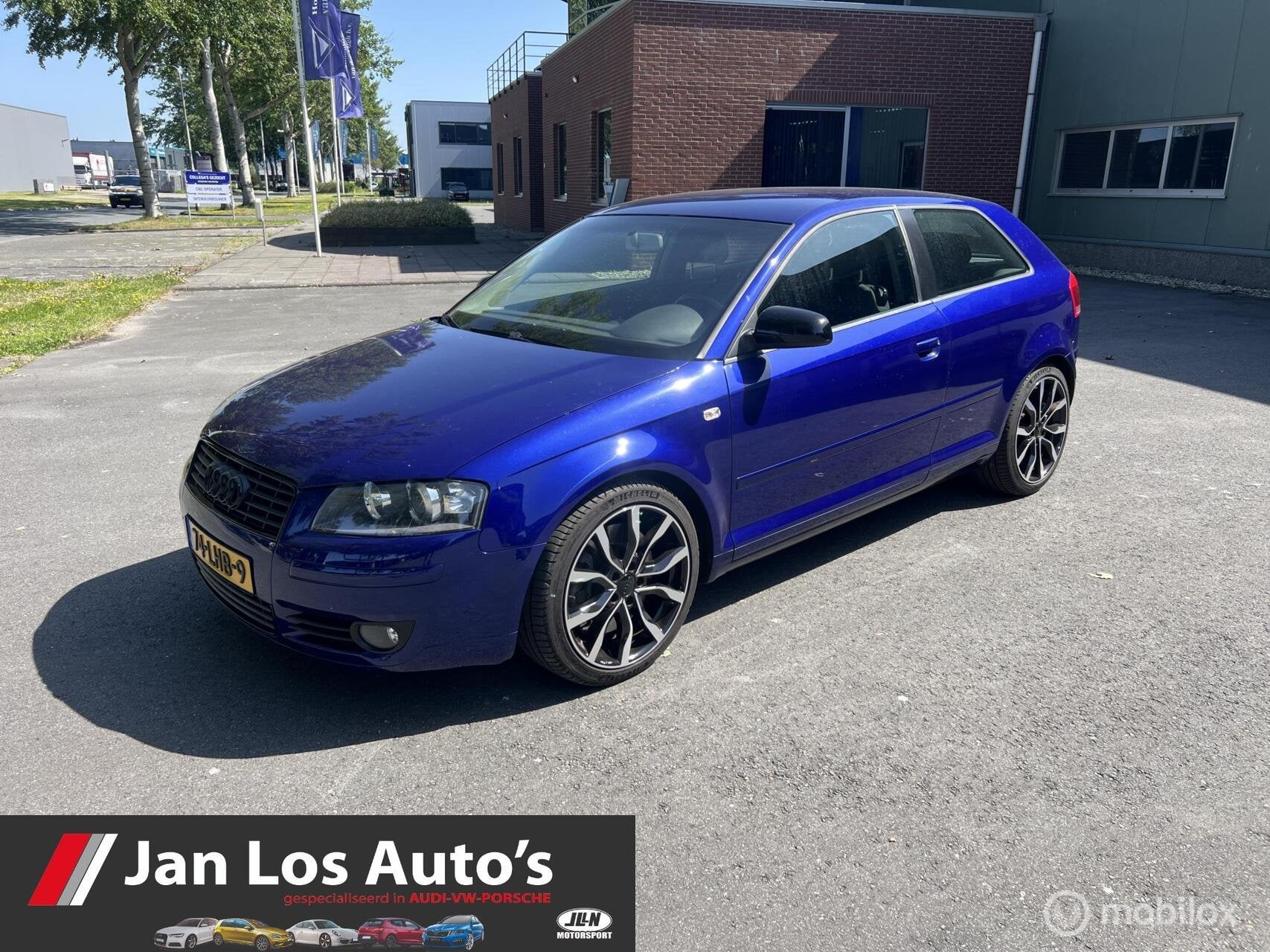 Audi A3 3.2 quattro Ambition, Automaat, Gebruikt, Zwart, Blauw