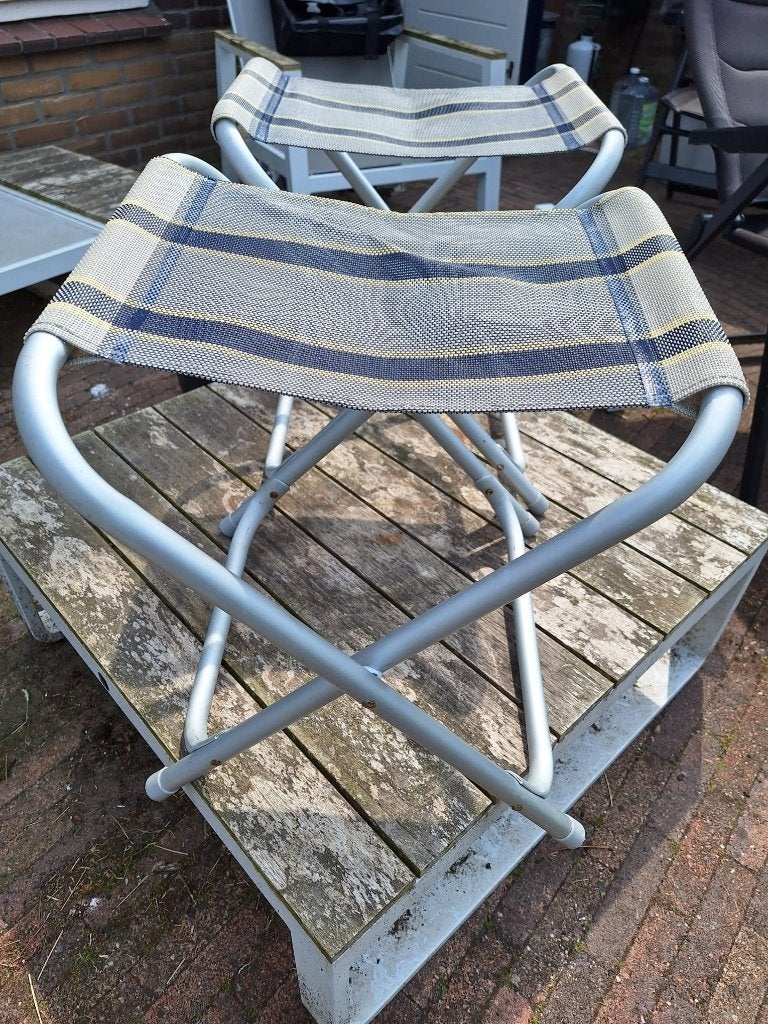2  opvouwbare kampeerkrukjes / visserskrukjes, Ophalen, Gebruikt, Campingstoel