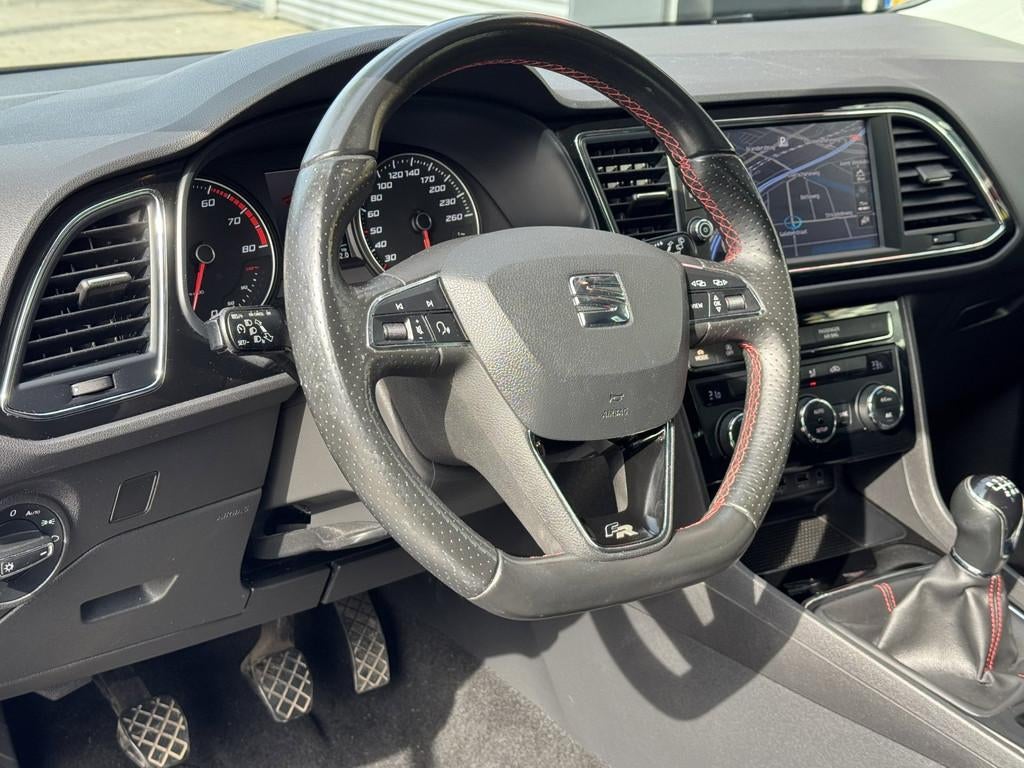 Seat Leon 1.5 TSI FR ACT - Navigatie I Sport pakket I LED I, Voorwielaandrijving, 4 cilinders, Origineel Nederlands, Bedrijf