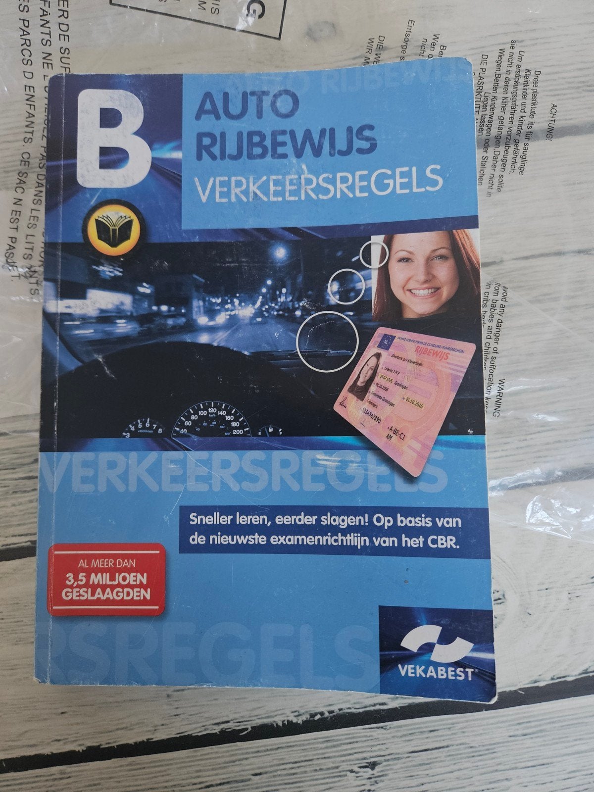 Vekabest Auto Rijbewijs Verkeersregels Boek, Ophalen of Verzenden, Gelezen, Overige niveaus, Vekabest