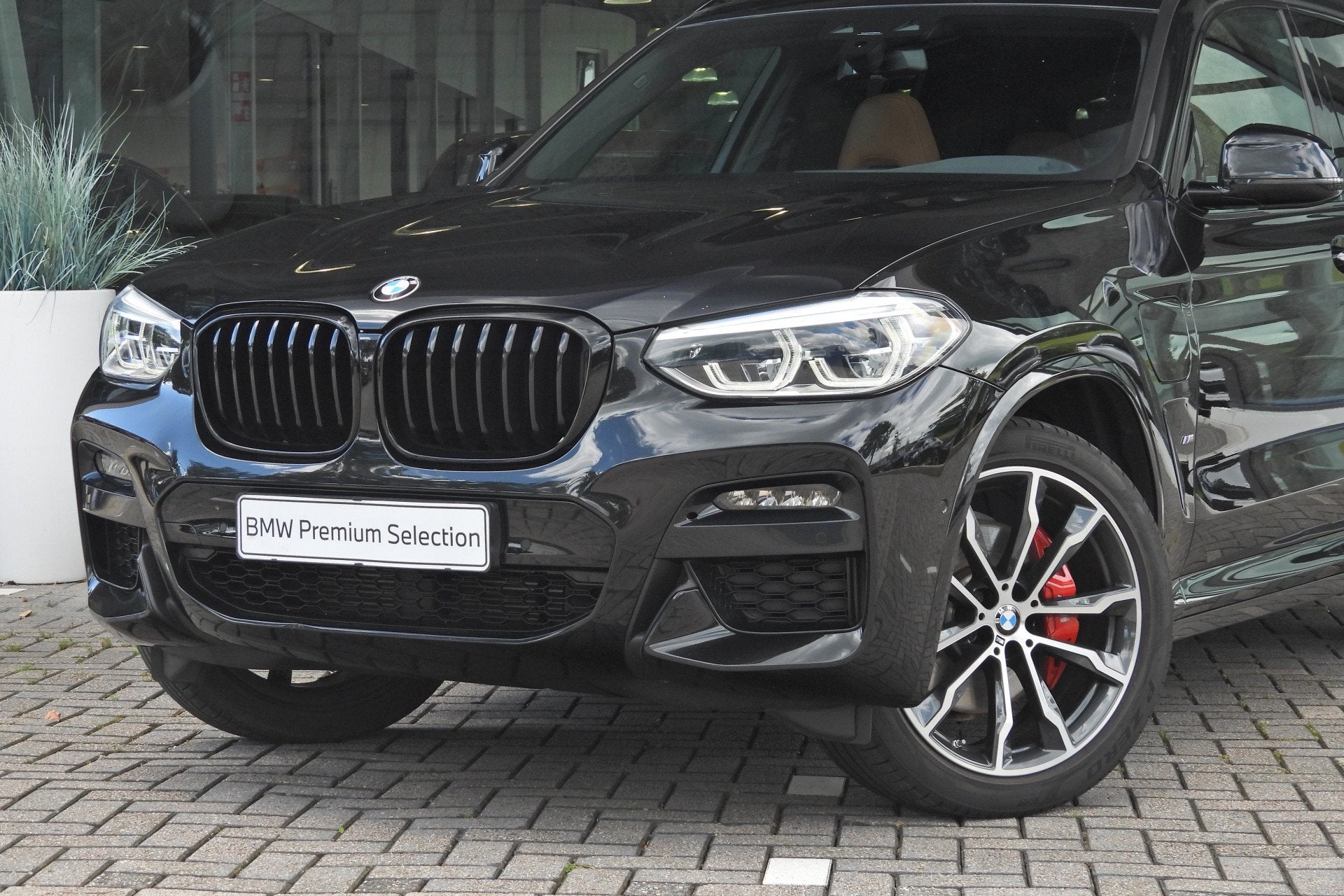BMW X3 xDrive30e High Executive M Sport Automaat / Panoramad, Auto's, Gebruikt, 4 cilinders, Zwart, Bedrijf