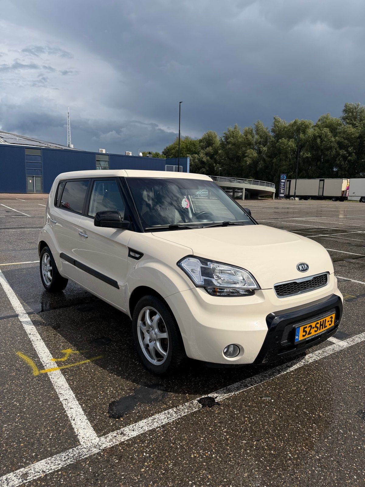 Kia Soul Beat by Dre 1.6 | Zonnedak | Nieuwe APK, Auto's, Voorwielaandrijving, 1145 kg, 1591 cc, 49 €/maand