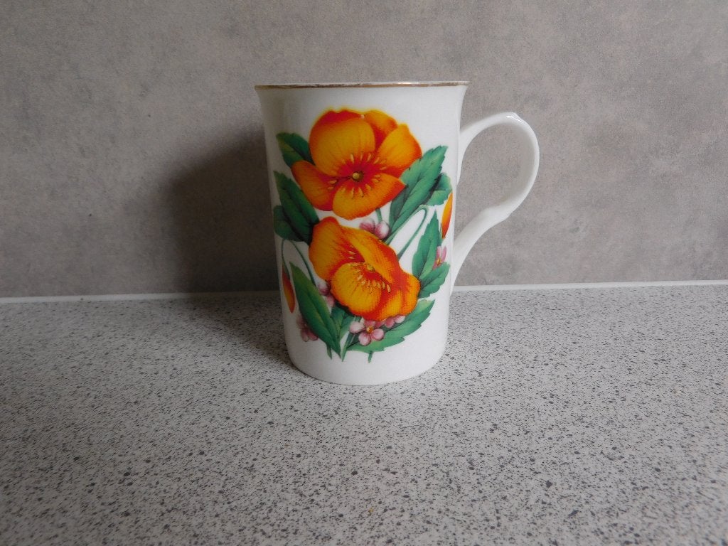 Mok Fine Bone China Pansy Viool Oranje Cambridge Garden, Overige merken, Klassiek, Zo goed als nieuw, Porselein