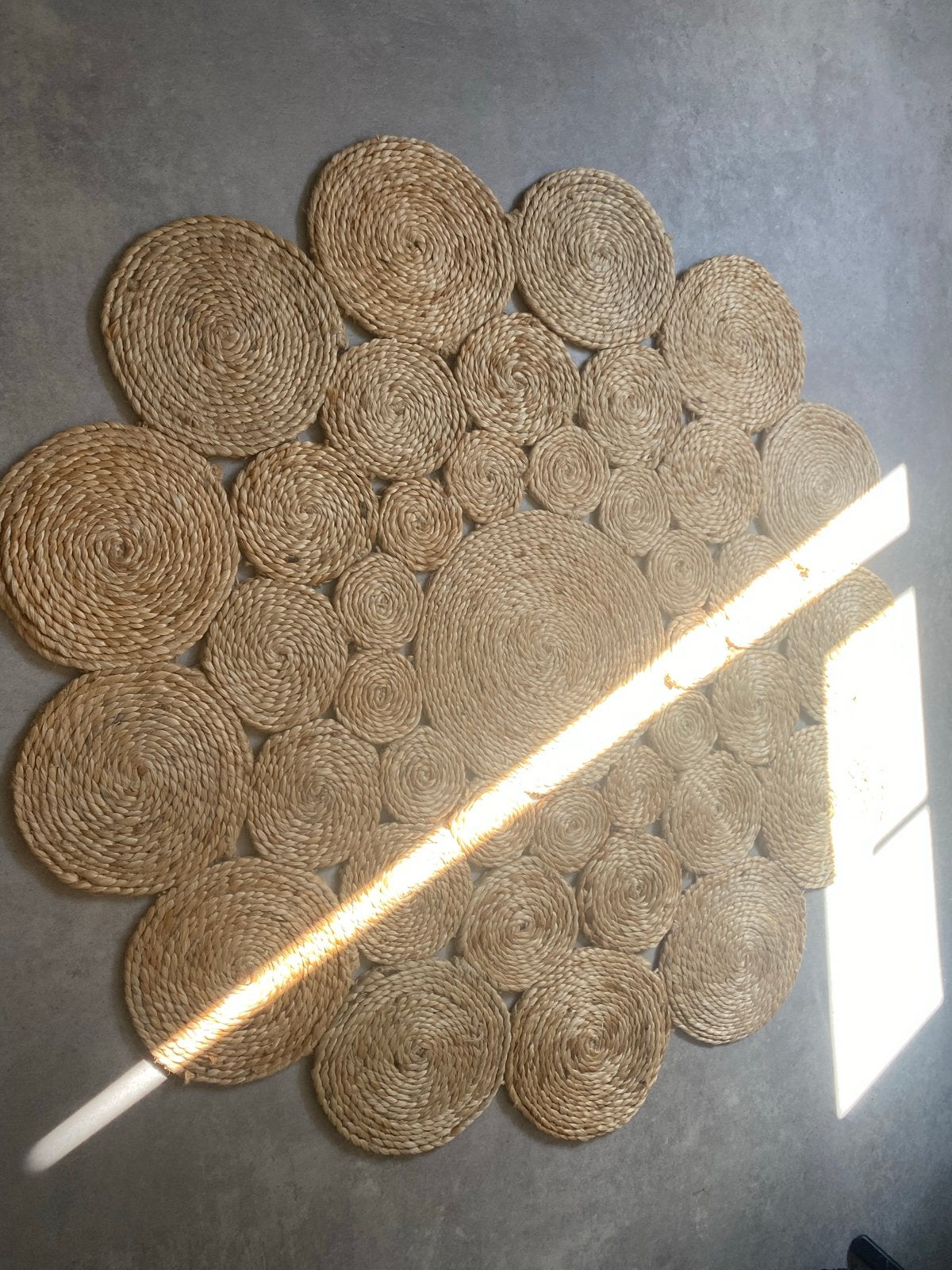 Prachtig vloerkleed van touw, Huis en Inrichting, Stoffering | Tapijten en Kleden, Ophalen, 100 tot 150 cm, Beige, Zo goed als nieuw