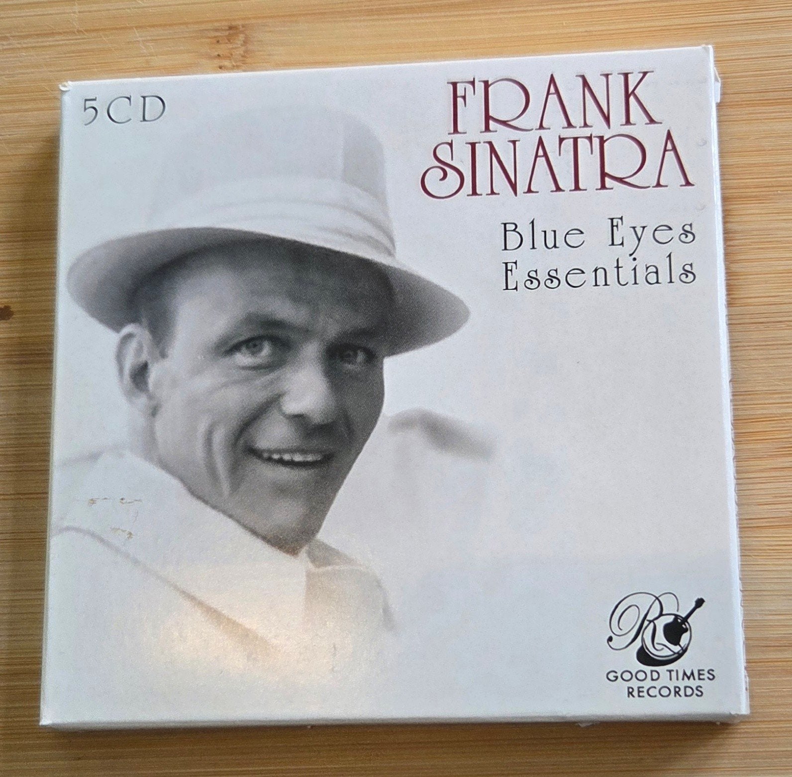 Frank Sinatra - Blue Eyes Essentials (5CD Boxset), Boxset, Pop, Ophalen of Verzenden, Zo goed als nieuw