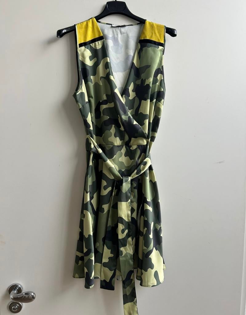 RELISH jurkje camouflage mt M, Maat 38/40 (M), Italie, -, Verzenden