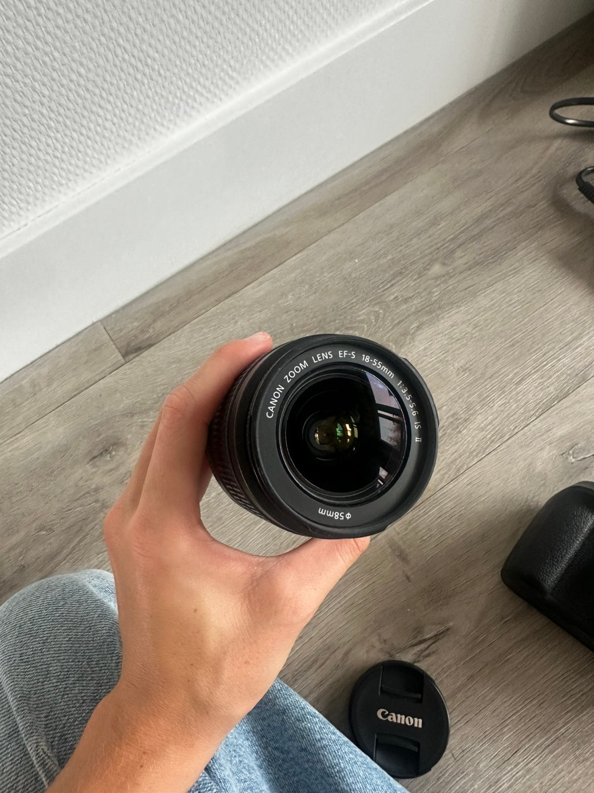 Foto 9 van Canon Eos 1300D/ lens EF-S 18-55 IS II