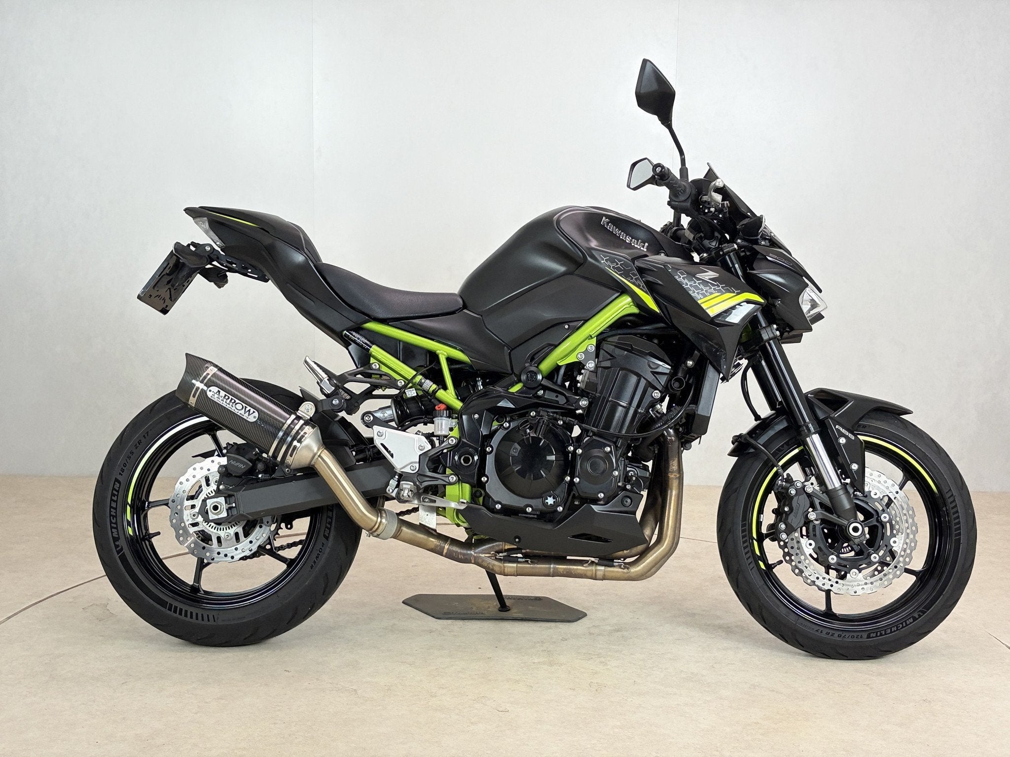 Kawasaki Z 900 Performance (bj 2021), Bedrijf, Info@kawasaki.nl, Meer dan 35 kW, Jacobus Spijkerdreef 1-3
2132 PZ  Hoofddorp, NL