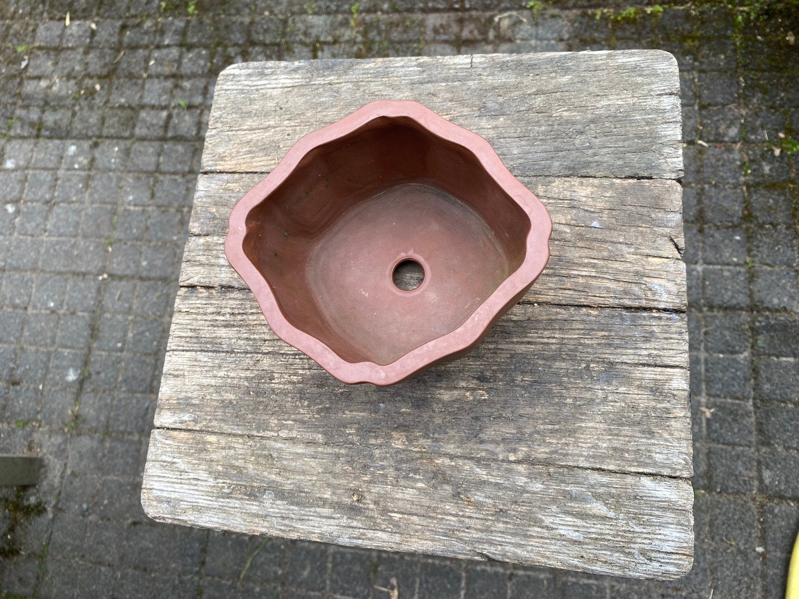Bonsai pot ongeglazuurd handmade, Rond, Ophalen of Verzenden, Zo goed als nieuw, Aardewerk