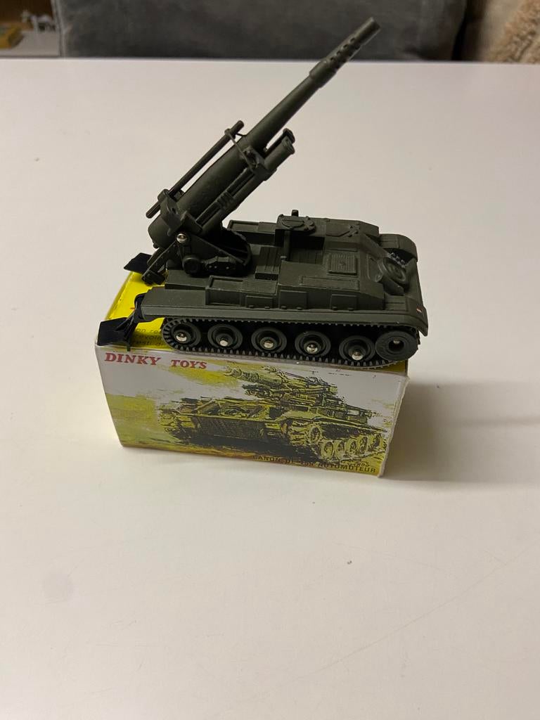 Dinky militair 813, Hobby en Vrije tijd, Modelauto's | 1:43, Ophalen of Verzenden, Zo goed als nieuw, Auto, Dinky Toys