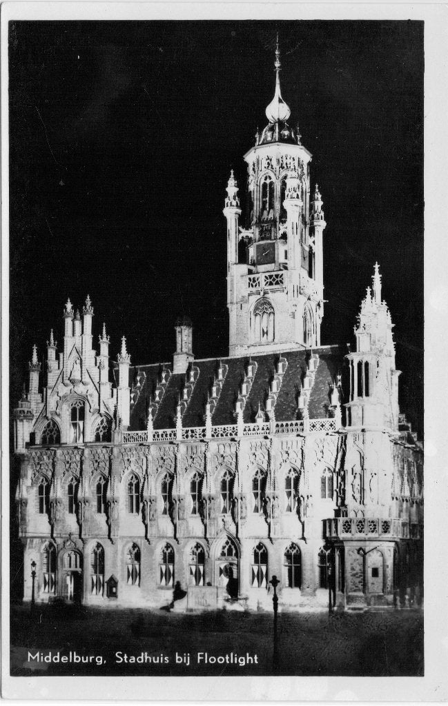 Middelburg – Stadhuis bij Flootlight., Ophalen of Verzenden, 1940 tot 1960, Ongelopen, Zeeland