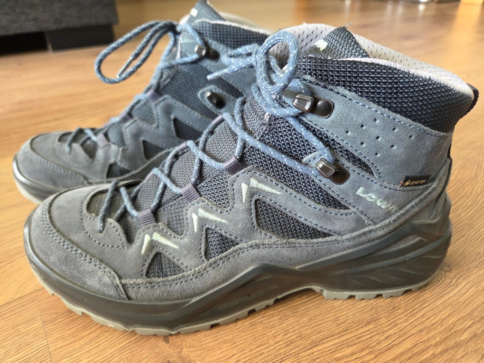 Lowa wandelschoenen dames maat 39, Ophalen of Verzenden, Zo goed als nieuw, Schoenen