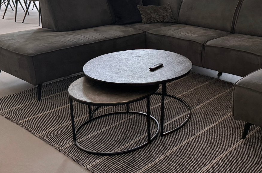 2 stuks metalen ronde salontafels, Ophalen, Zo goed als nieuw