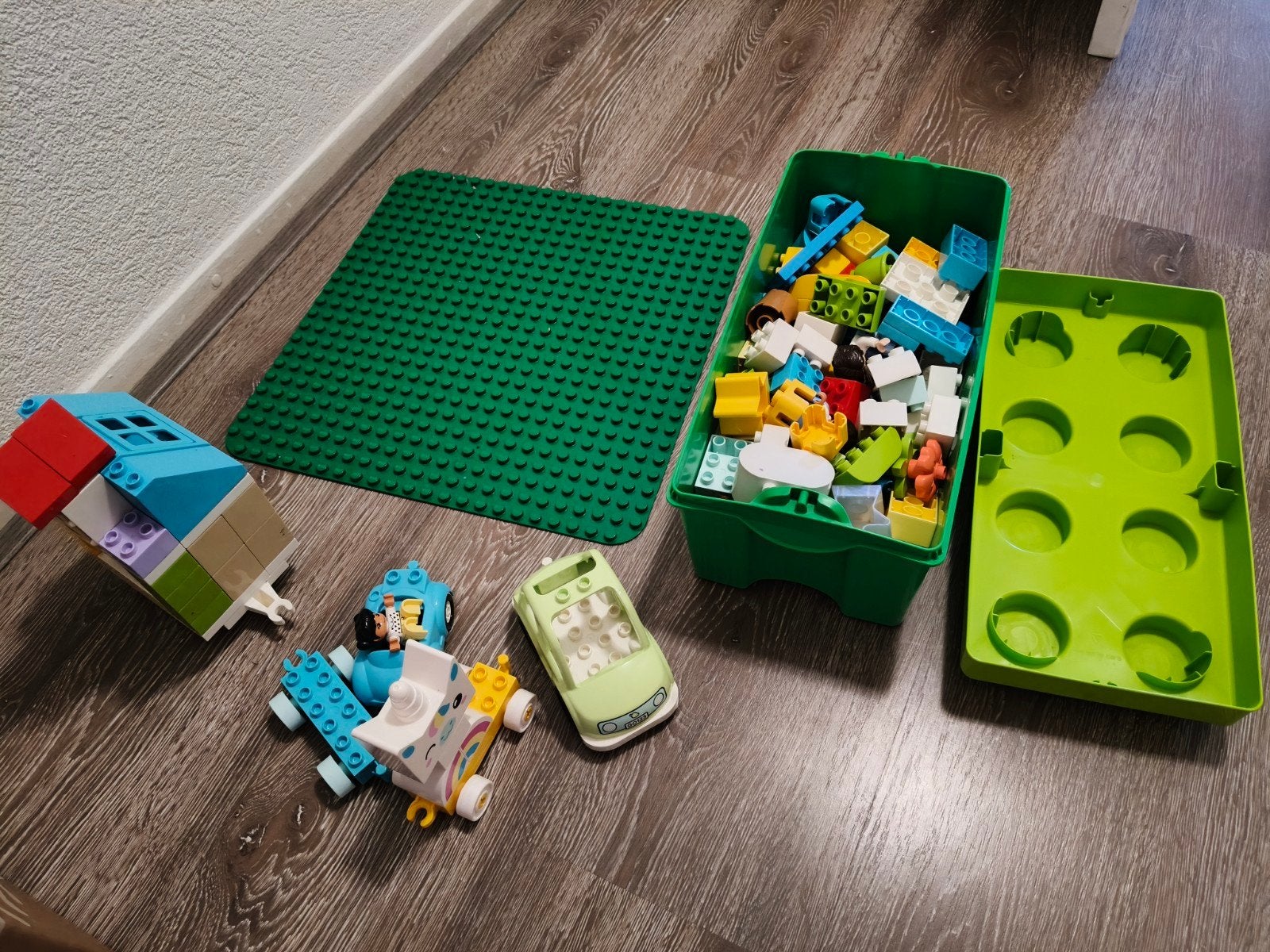Lego Duplo: 3 sets + losse blokjes en bouwplaat, Inclusief extra onderdelen, Ophalen of Verzenden, Zo goed als nieuw, Duplo