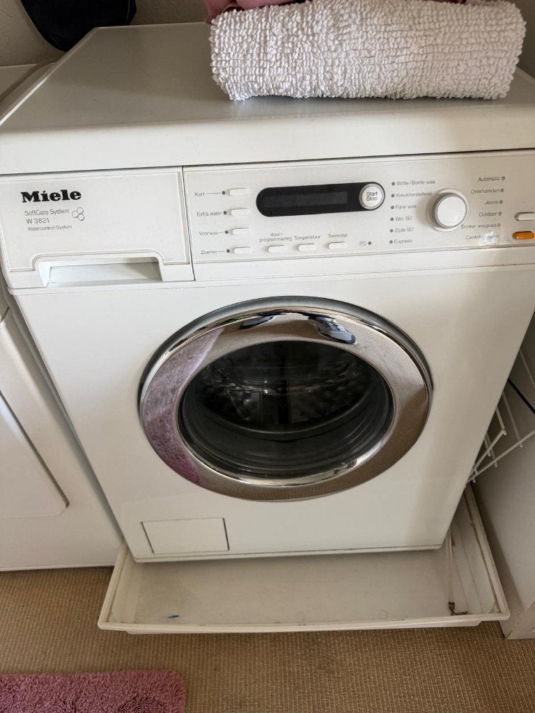 miele wasmachine gratis, Witgoed en Apparatuur, Wasmachines, Ophalen, 1200 tot 1600 toeren, Gebruikt, 8 tot 10 kg