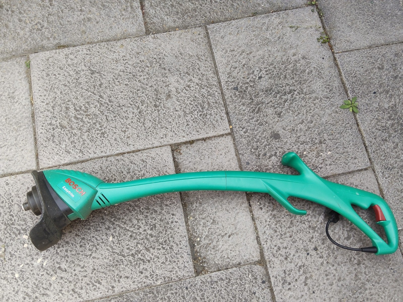Bosch Easytrim elektrische grastrimmer, Tuin en Terras, Gebruikt, Ophalen of Verzenden, 30 tot 50 cm, Bosch