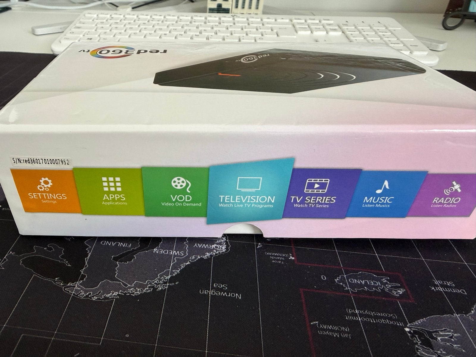 Red 360 TV Mega HEVC Compacte IPTV Set-Top Box, Ophalen of Verzenden, Zo goed als nieuw, Decoder