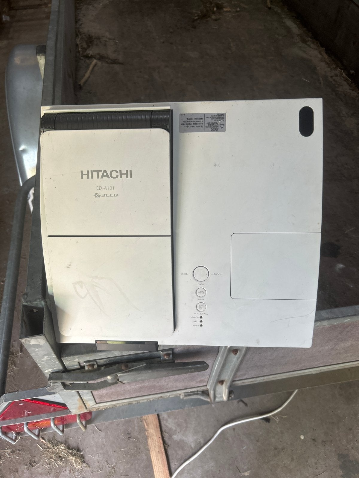 Twee werkende beamers (Hitachi en Epson) - snel ophalen!, Ophalen, Gebruikt, Overige resoluties