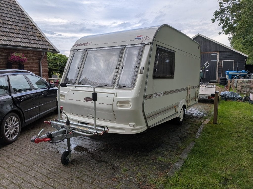 Hylander Design 380 inclusief voortent/luifel, Caravans en Kamperen, Overige merken, Standaardzit, 750 - 1000 kg, Particulier