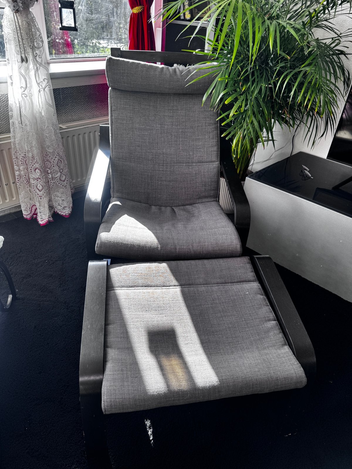 Comfortabele POANG fauteuil Van IKEA met voetenbank - Grijs, Gebruikt, 100 tot 125 cm, Ophalen of Verzenden, 50 tot 75 cm