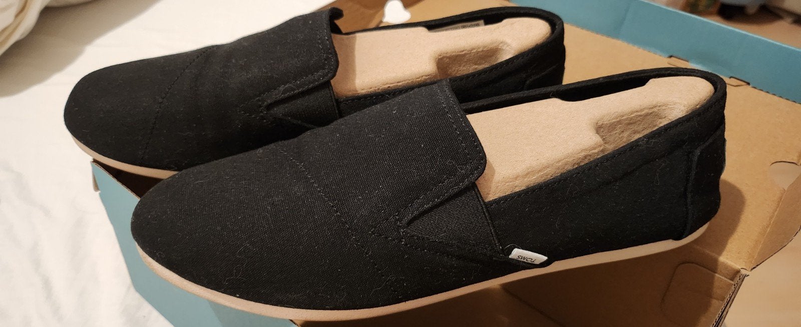 TOMS zwarte instappers maat 40, Ophalen of Verzenden, Zo goed als nieuw, Zwart, Instappers