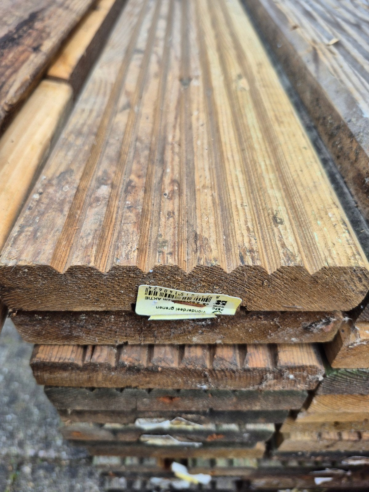 Vlonderplanken geïmpregneerd grenen, 31 stuks, goede staat, Tuin en Terras, Ophalen