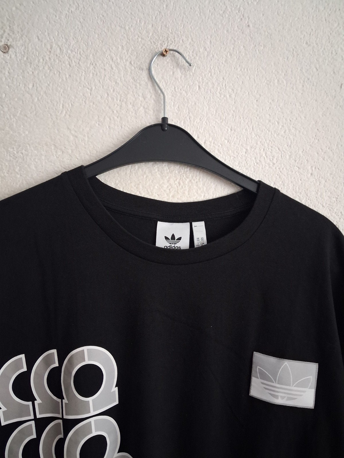 Adidas T-shirt Zwart Maat 2XL met Groot Logo, Zwart, Maat 56/58 (XL), Ophalen of Verzenden, Zo goed als nieuw