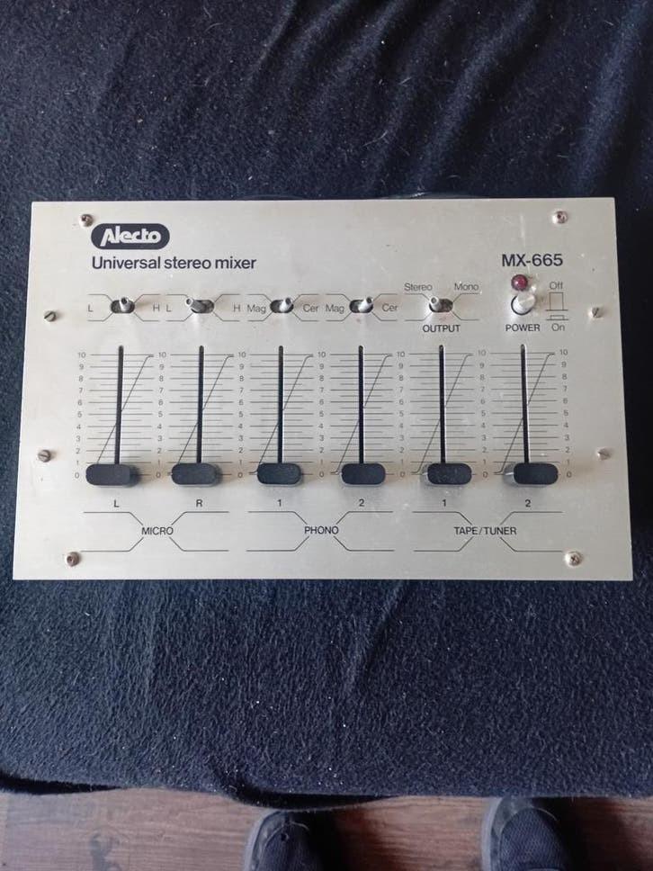 Alecto MX-665 Universele Stereo Mixer, Ophalen of Verzenden, Gebruikt, Minder dan 5 kanalen, Microfooningang