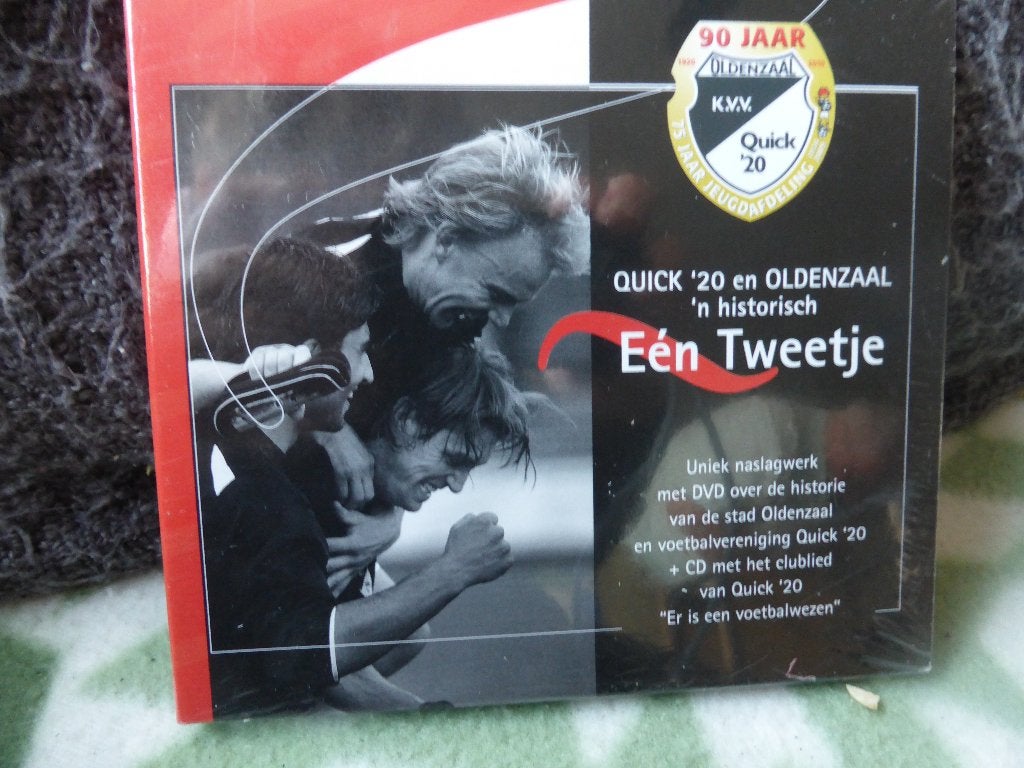 T.k. EEN - TWEETJE, Dvd + Cd., Alle leeftijden, Voetbal, Nieuw in verpakking, Documentaire