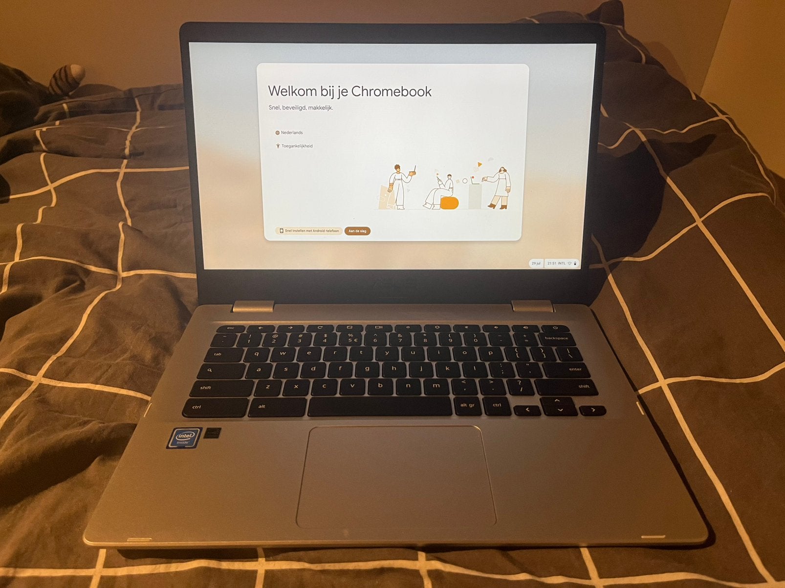 ASUS Chromebook, Ophalen, Qwerty, ASUS, Minder dan 2 Ghz