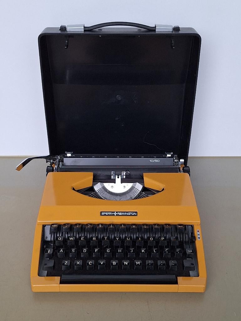 vintage retro oranje gele Sperry Remington typemachine, Diversen, Typemachines, Ophalen of Verzenden, Gebruikt