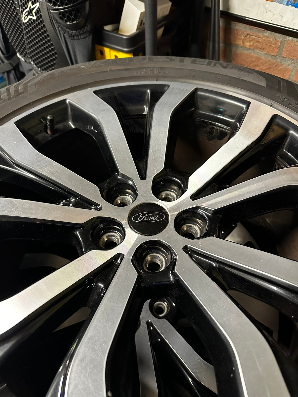 Orginele ford velgen met goede Vredestein banden, Auto-onderdelen, Banden en Velgen, Ophalen, 255 mm, Banden en Velgen, 20 inch