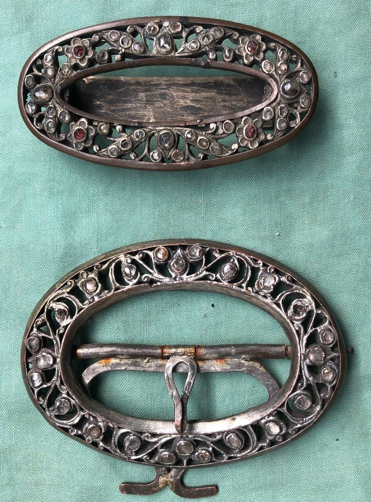 2 Javaanse gespen, Sieraad, Handgemaakt, Ophalen of Verzenden, Indonesië