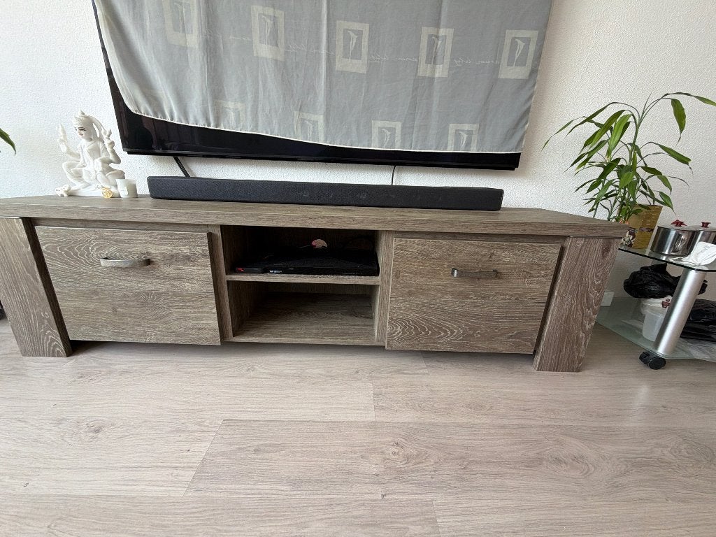 Tv meubel te koop., Huis en Inrichting, Woonaccessoires | Overige, Ophalen, Zo goed als nieuw, Natuurlijk materiaal, Bruin