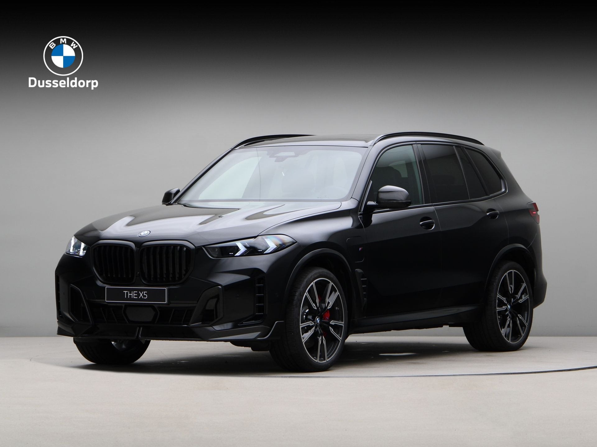 BMW X5 xDrive50e M Performance parts (bj 2026, automaat), Auto's, Automaat, 2395 kg, Overige brandstoffen, Zwart