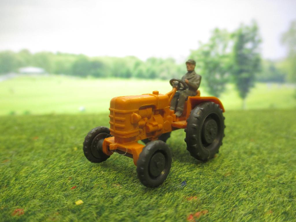Deutz-Fahr DX 4.70 - Wiking 386 ( 1966-1977 uitgave ), Ophalen of Verzenden, Gebruikt, Bus of Vrachtwagen, Wiking