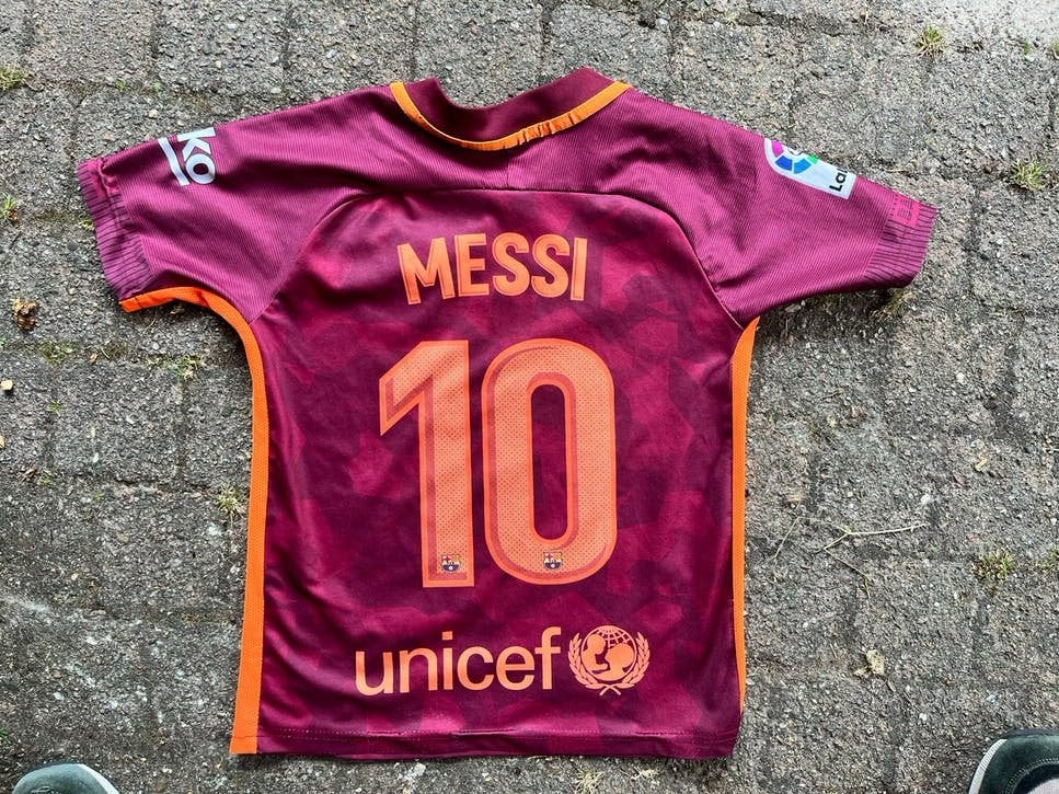 FC Barcelona Messi 10 voetbalshirt - Maat 128, Ophalen, Zo goed als nieuw, Voetbal, Meerkleurig