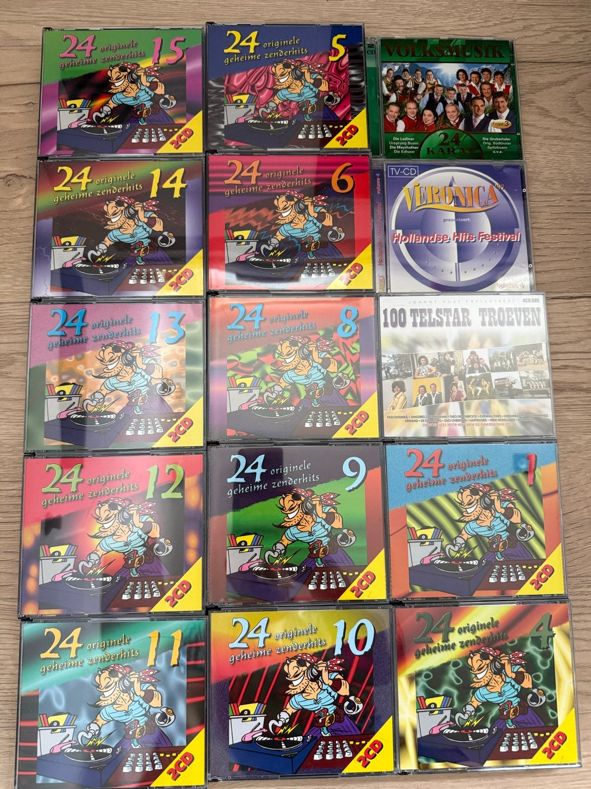 Grote collectie Piratenhits, Volksmuziek & Hollandse hits CD, Ophalen of Verzenden, Zo goed als nieuw, Piraten en Zeemansliederen