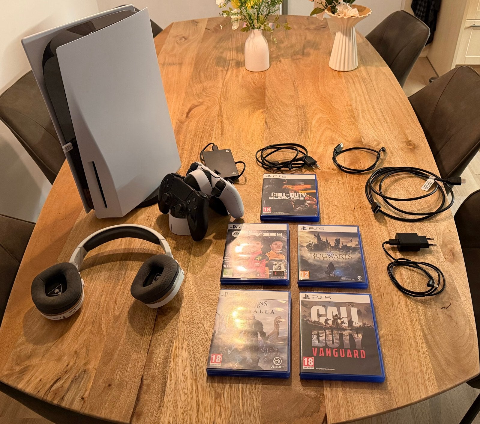 PS5 825GB Disc Edition/2TB HDD/dock station/headset/games, Ophalen, Zo goed als nieuw, Playstation 5