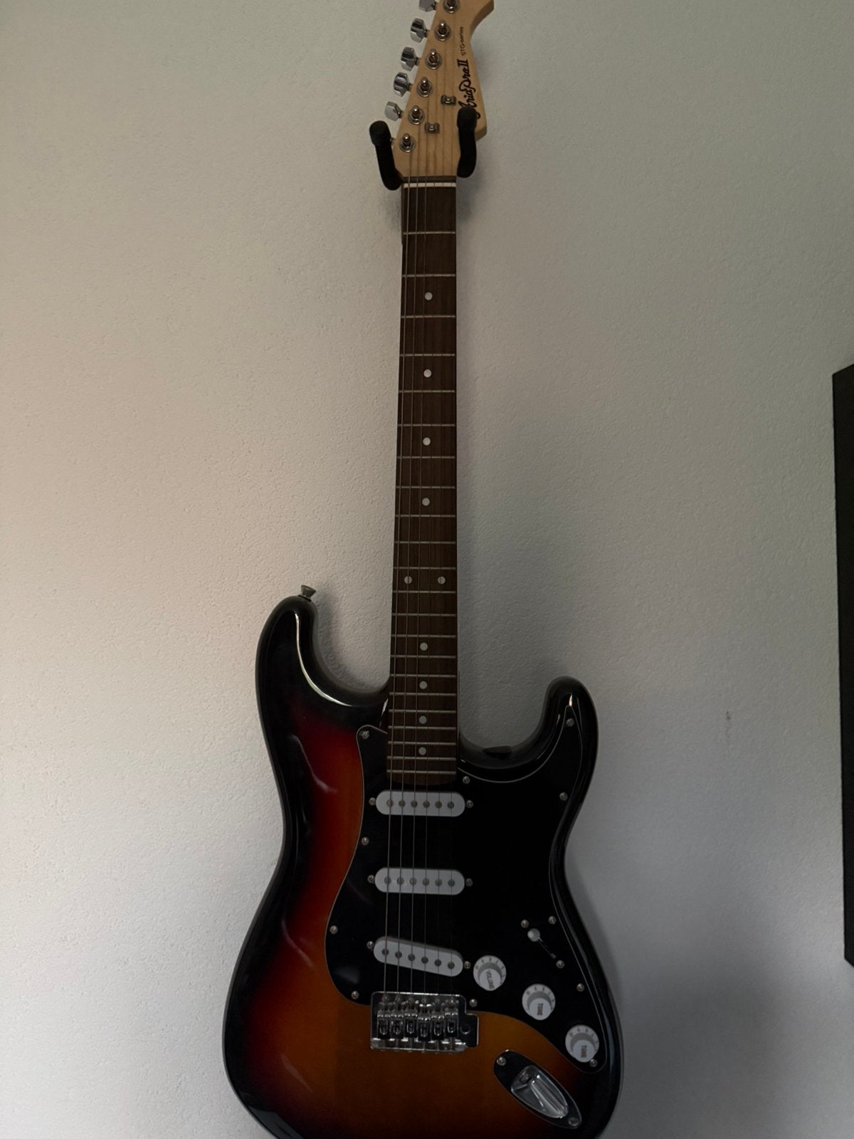 Ario Pro stratocaster, Ophalen, Zo goed als nieuw, Solid body, Overige merken